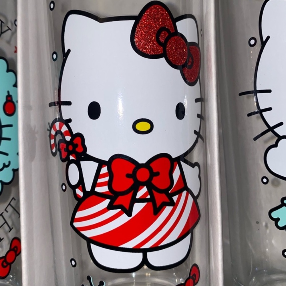π HELLO KITTY GLASSWARE SET of 4 - Picture 6 of 6